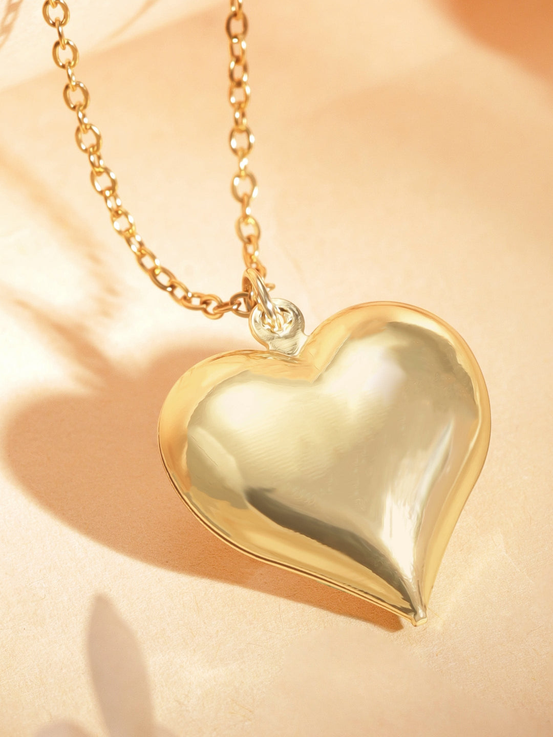 18k Gold plated tarnish water proof stainless steel with heart statement pendant necklace Necklace