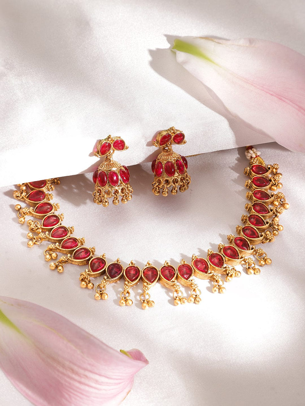 22K Gold plated kemp crystal on mango motif classic sleek handcrafted necklace set Jewelery Sets