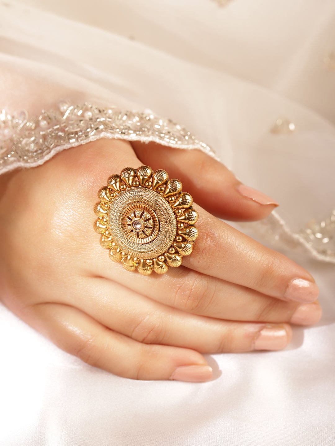 Rubans Opulent Elegance: 22K Gold-Plated Statement Rings for Timeless