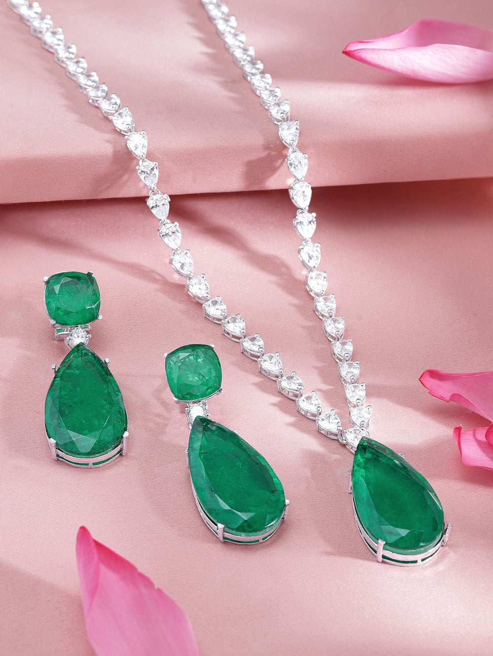 Rubans Pear Emerald Pendant Set Necklaces, Necklace Sets, Chains & Mangalsutra