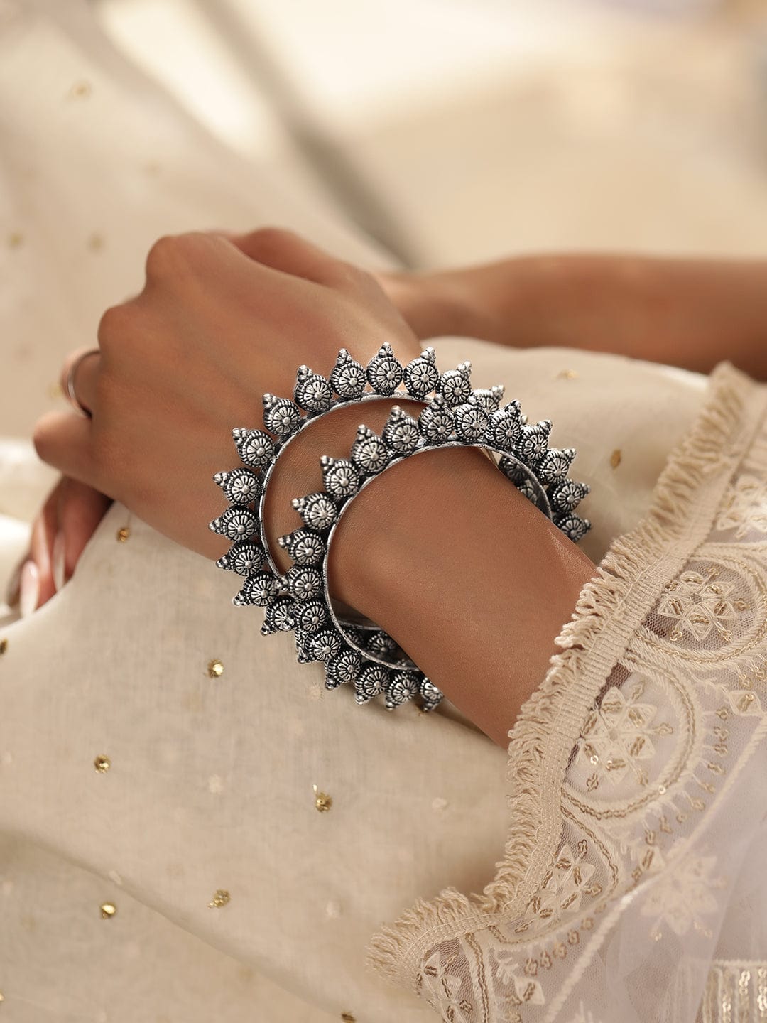 Rubans Set of Oxidized Silver plated Bangles with Lotus Motif
