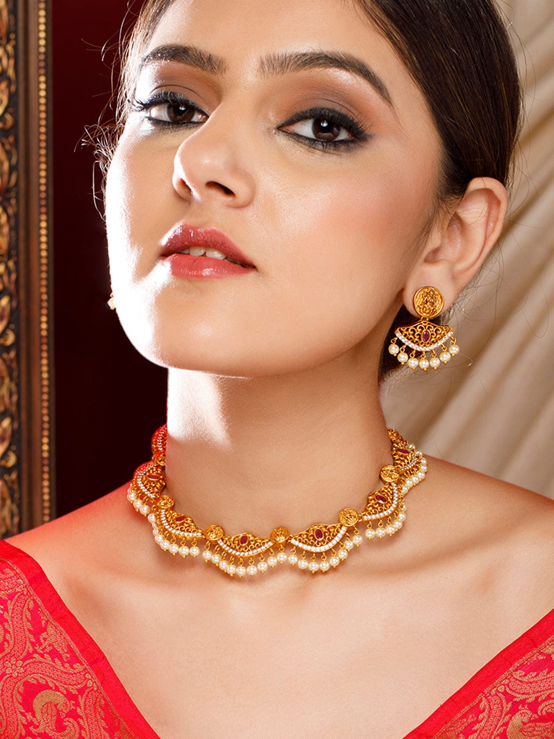 Rubans 24K gold plated pendant necklace set with pearls.