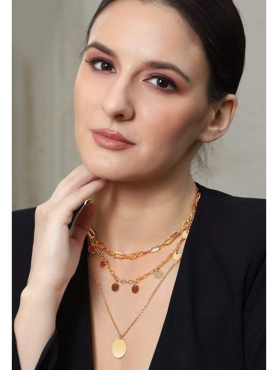 Interlinked statement necklace | Elegant top gold metal alloy necklace