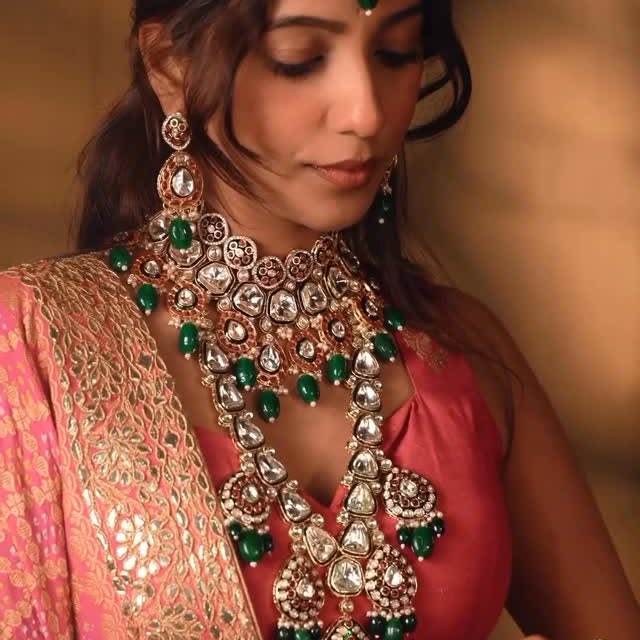 The Return of Big Kundan Jewellery: Why 2025 Brides Love Oversized Pieces