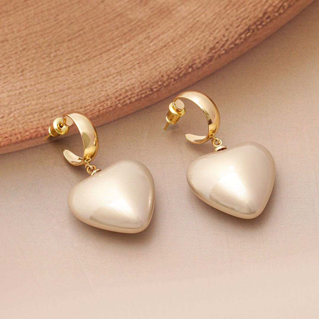 18K Gold Plated creamy off-white Pearl Heart Drop Earrings Drop Earrings