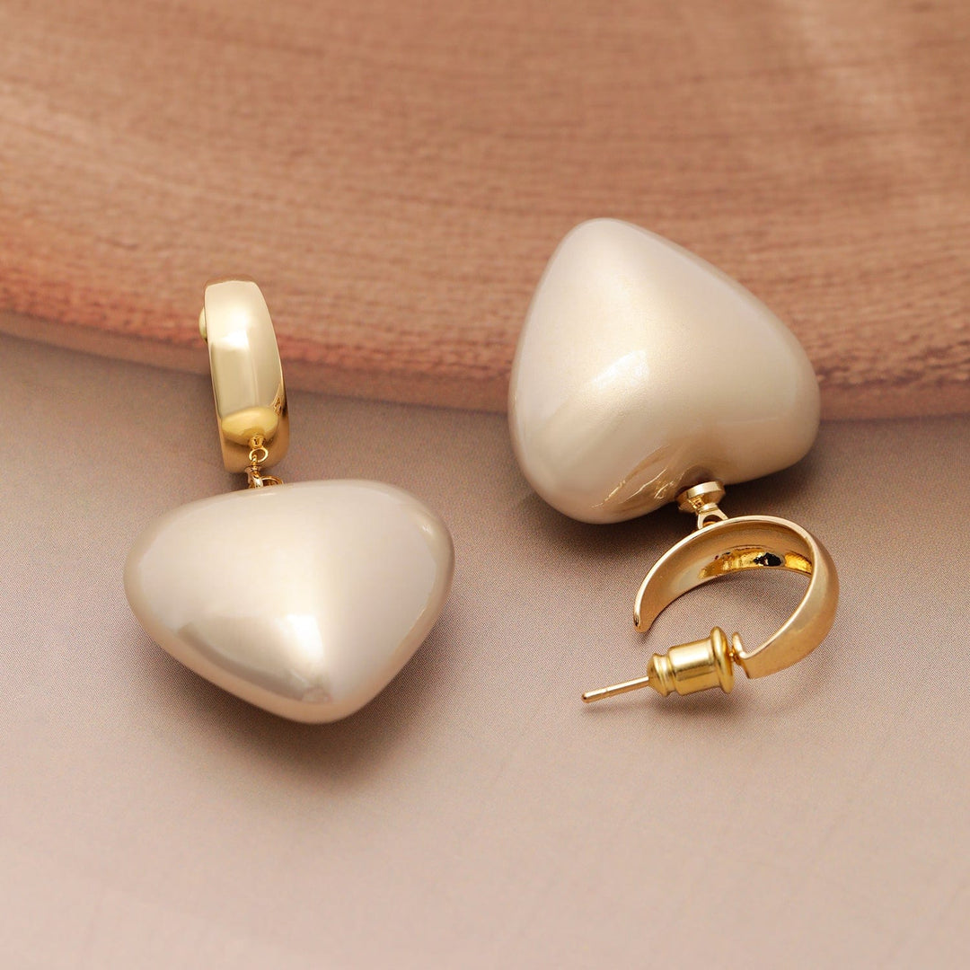 18K Gold Plated creamy off-white Pearl Heart Drop Earrings Drop Earrings