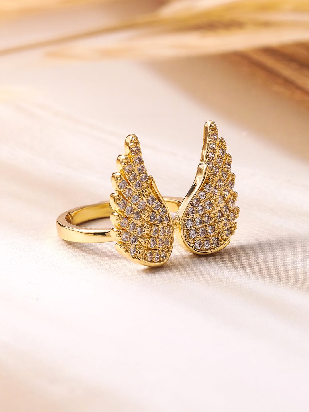 18K Gold Plated Cubic Zirconia Studded Openable Wing Design Finger Ring Ring