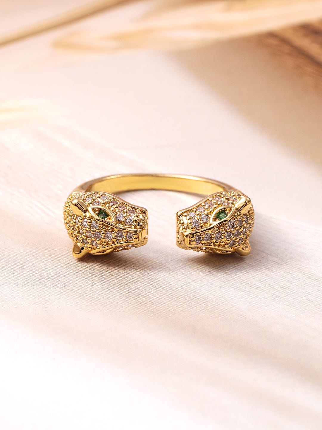 18K Gold Plated Emerald & Cubic Zirconia Studded Panther Motif Adjustable Finger Ring Ring