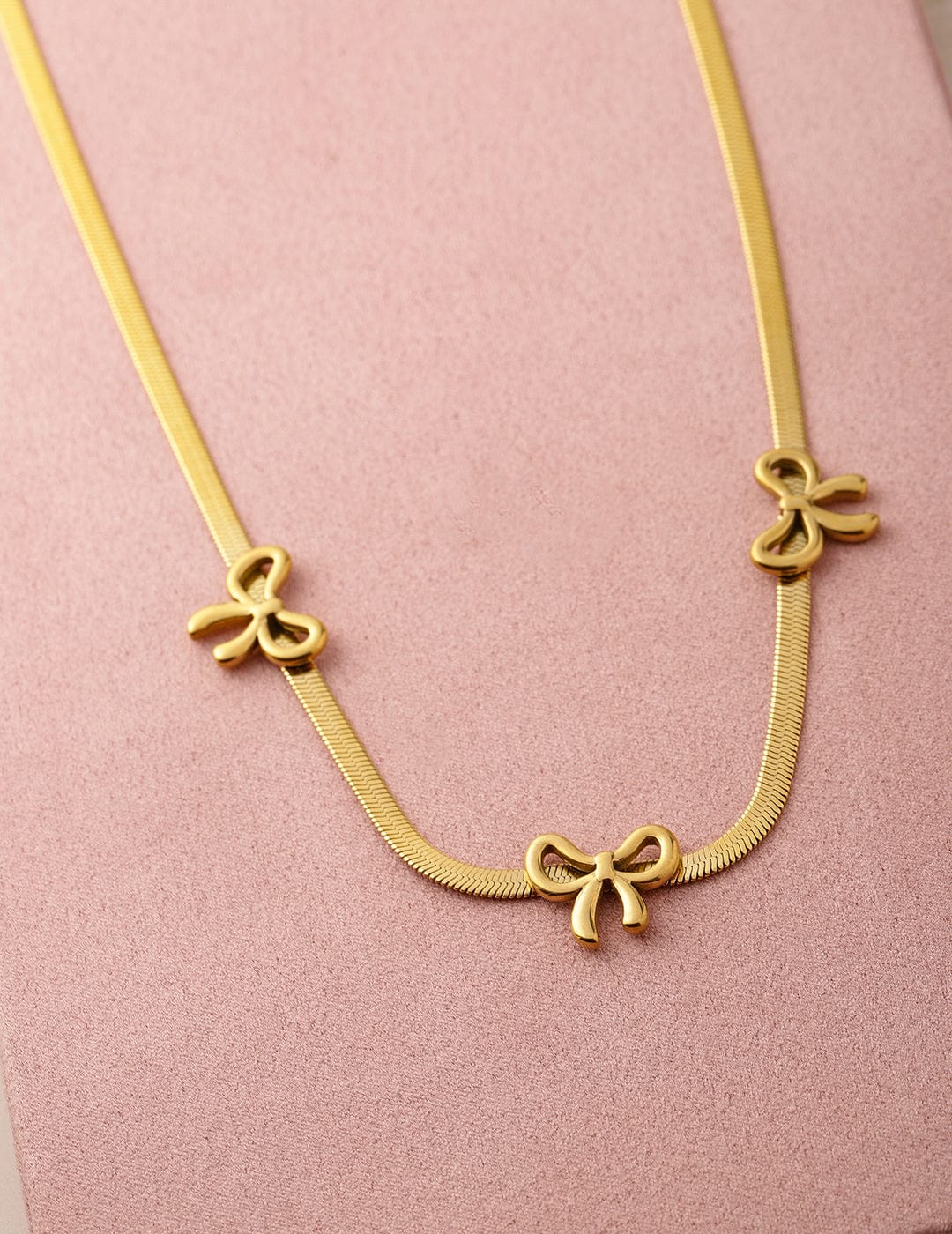 18K Gold-Plated Stainless Steel Tarnish-Free Waterproof Bow Design Chain Necklace Necklace & Chains