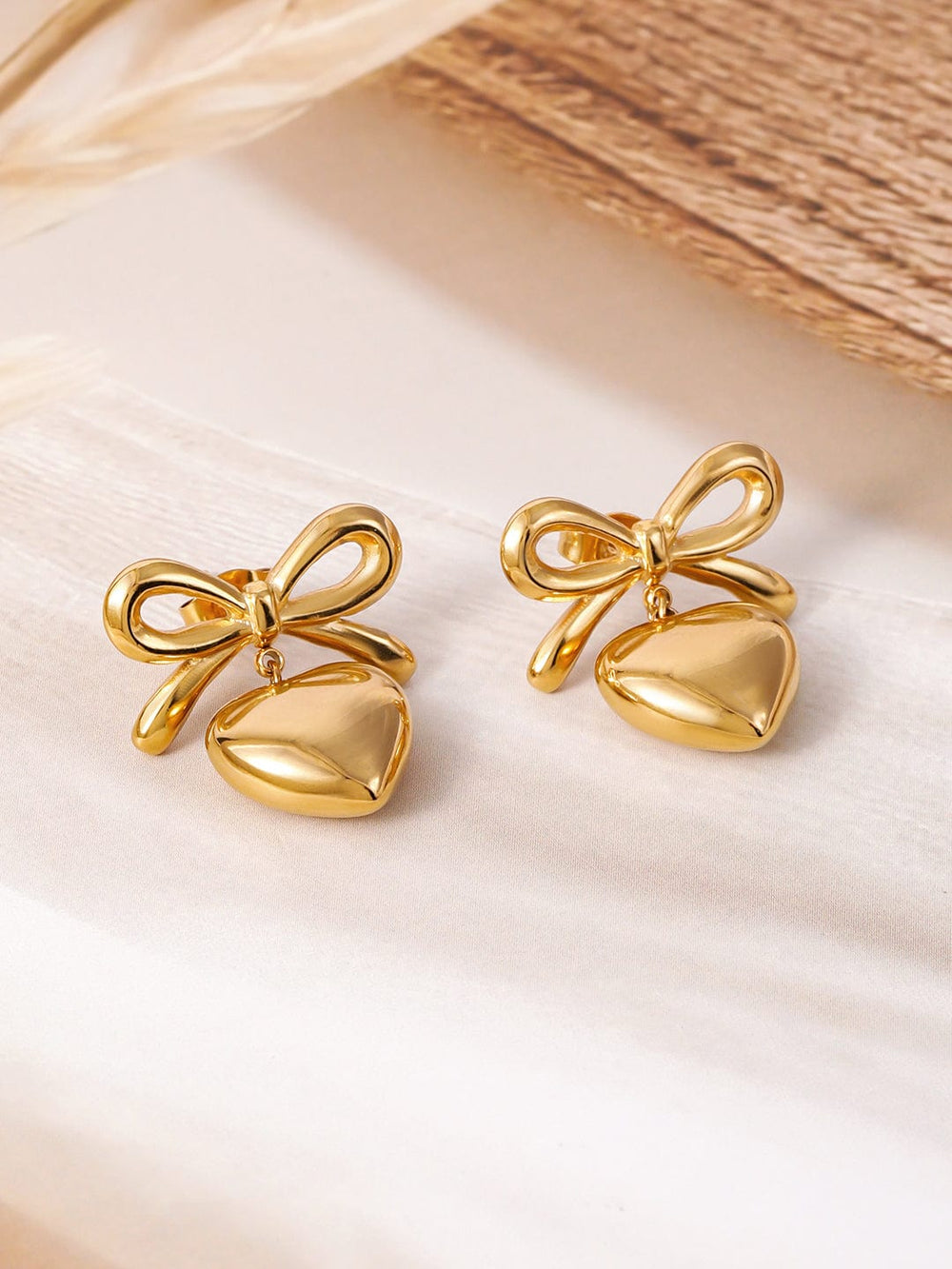 18K Gold Plated Stainless Steel Tarnish-Free Waterproof Bow & Heart Stud Earrings Drop Earrings