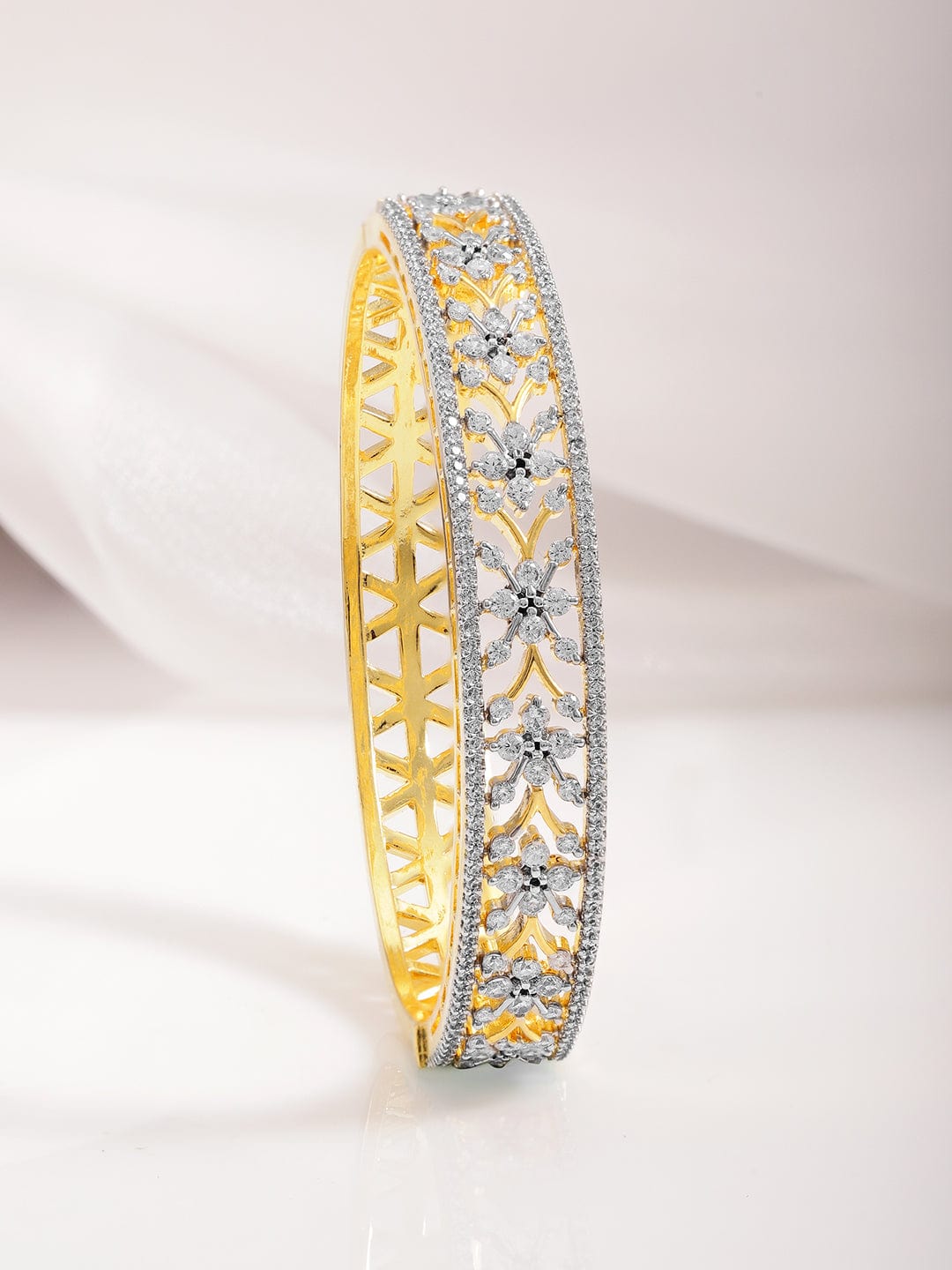 22KT Gold Cubic Zirconia Studded Bangle Style Bracelet Bracelet