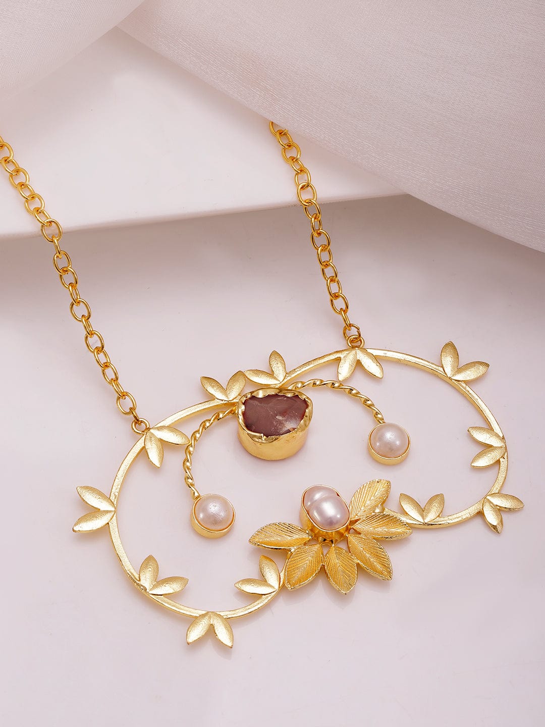 22KT Gold Plated Brass Floral Pandent With Chain Necklace & chain