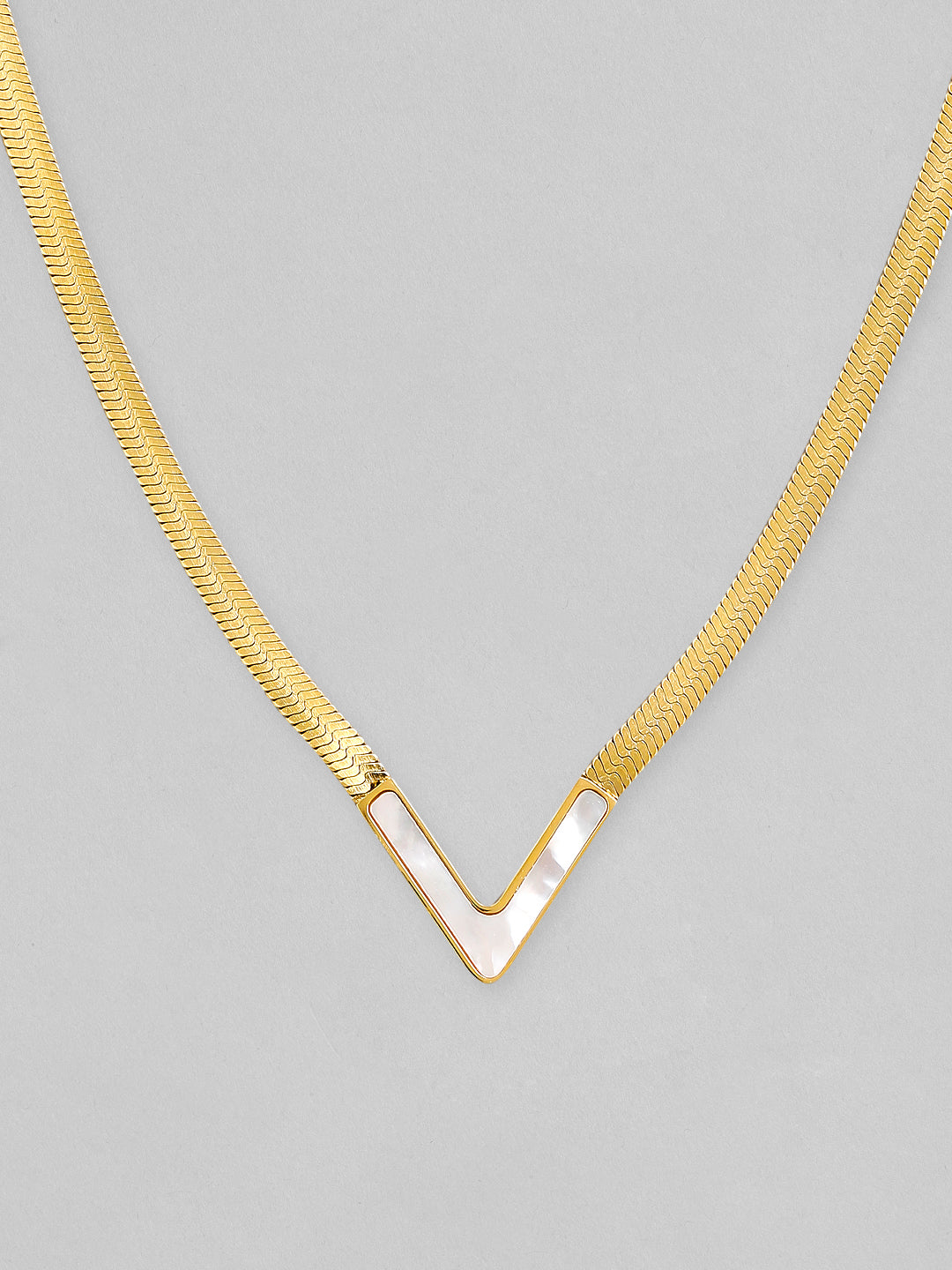 Rubans Voguish 18K Gold Plated Stainless Steel Waterproof Snake Chain With V Shaped Shell Pendant.