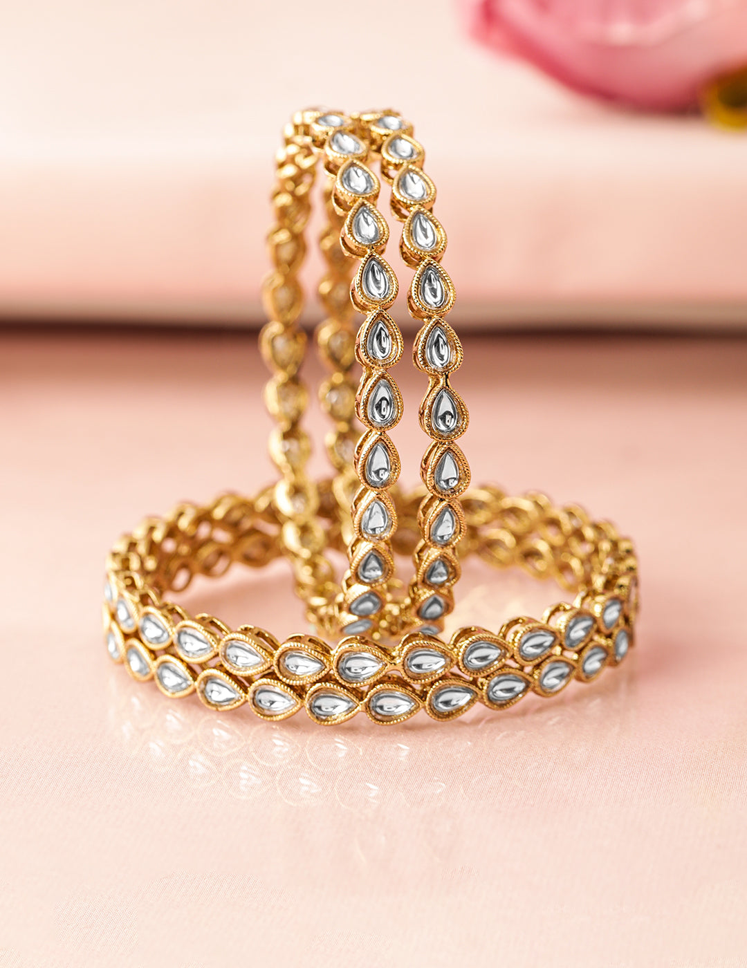 Eternal Royal Kundan Glow Bangles