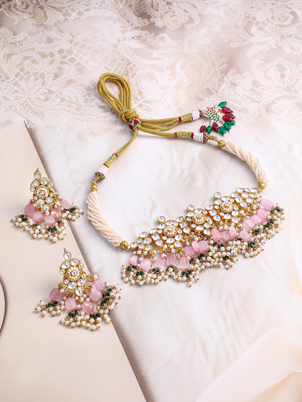 Lustrous Light Pink Necklace Set