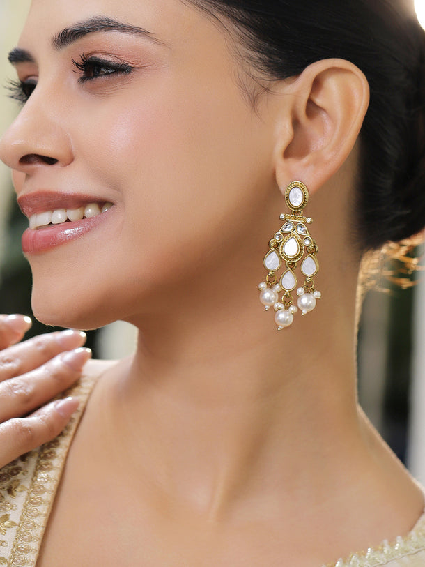 Luxe Shine White Stone Chandelier