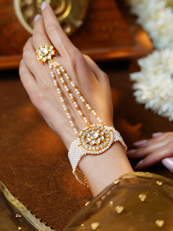 Statement Pearl Kundan Haathphool Bracelet