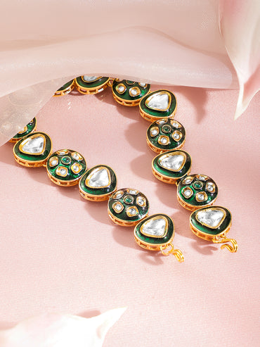 Crescent of Kundan Light Sheeshphool