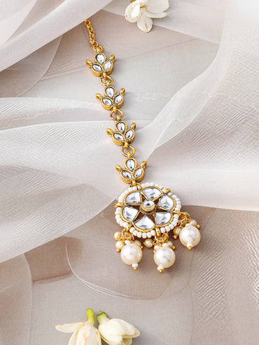 Golden Kundan Stone Maangtika