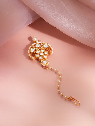 Ethereal Kundan Pearl Crescent Maangtikka