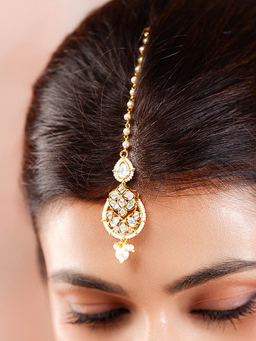 Gold Plated Pearl Beaded Kundan Maang Tikka