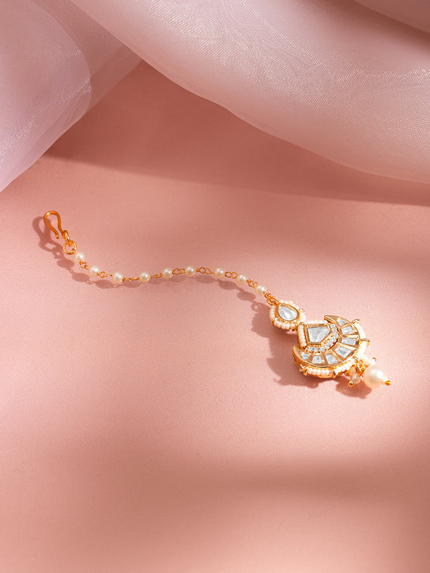 Festive Glow Kundan Pearl Drop Maangtikka