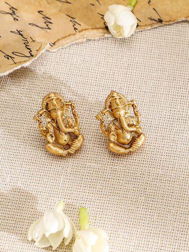 Ganesh Motif Pearl Beaded Pendant Necklace set