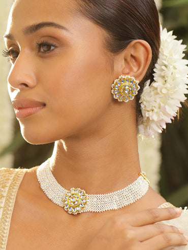 Silent Glow of Kundan Choker Set