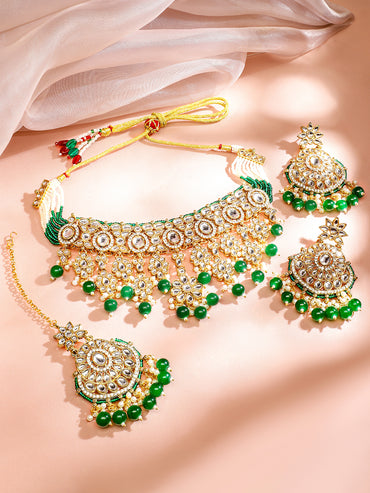 Emerald Tales of Heritage Jewellery Set