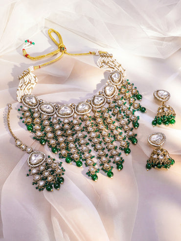 Statement Glow Green Necklace Set