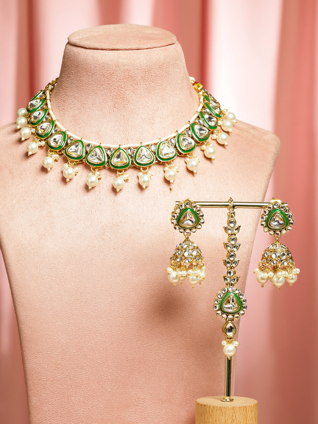 Green Grace Kundan Necklace Set