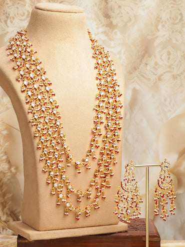 Timeless Gleam of Kundan Necklace Set
