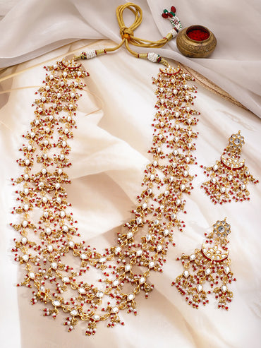 Timeless Gleam of Kundan Necklace Set