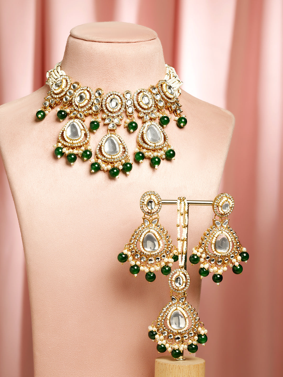 Pearls of Serenity in Emerald Bloom Necklace Set