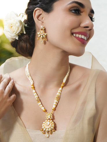 Kundan Dreams Necklace Set