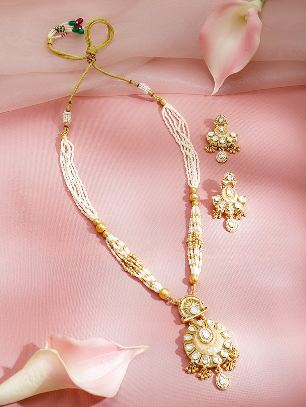 Kundan Dreams Necklace Set