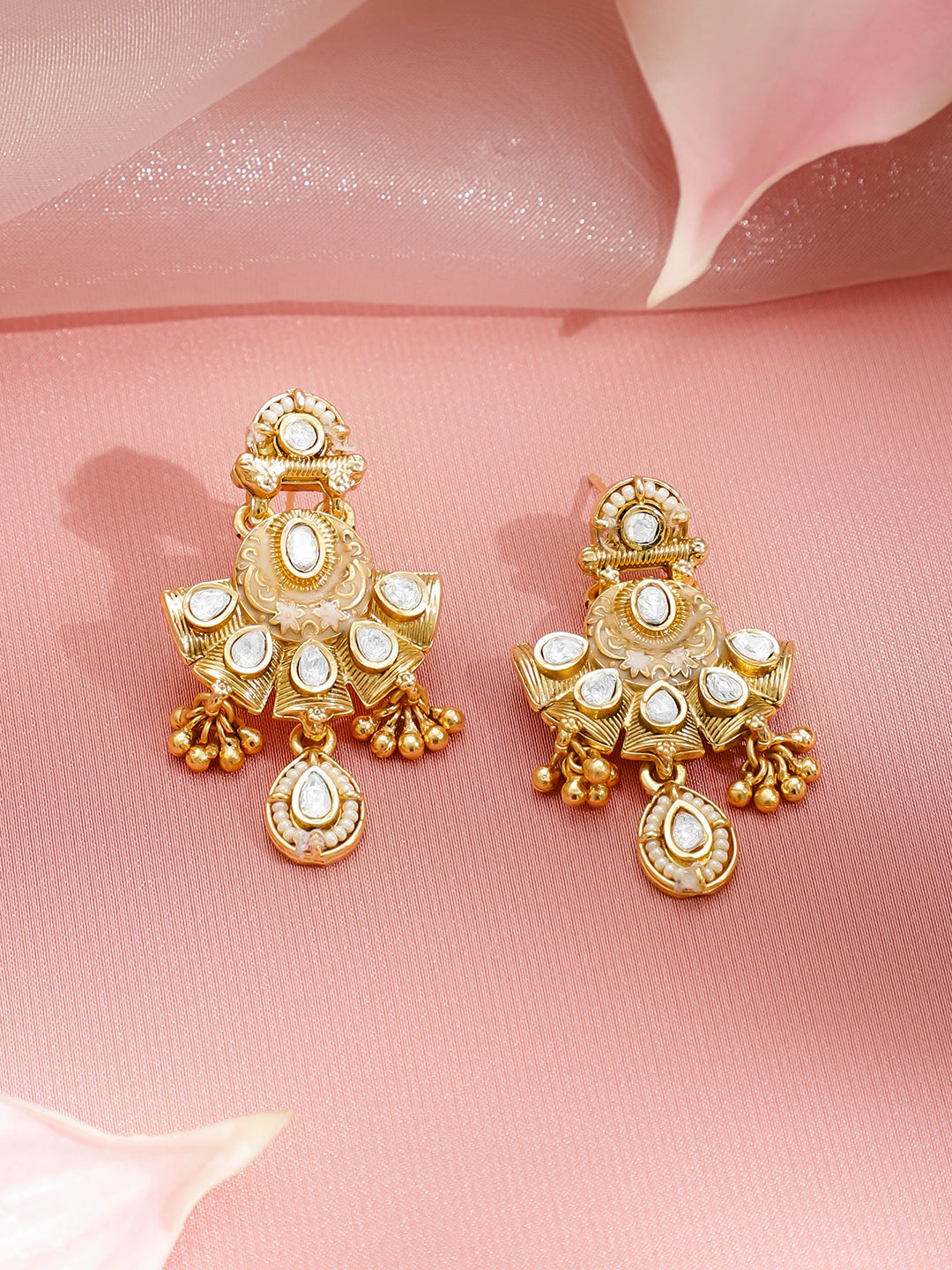 Kundan Dreams Necklace Set