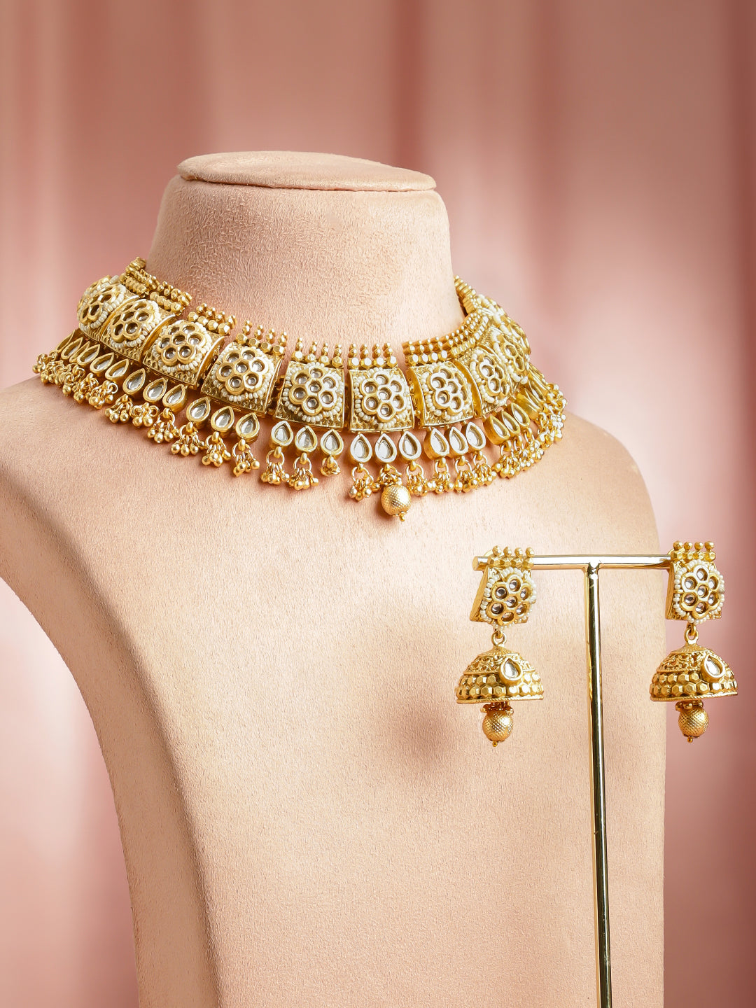 Heritage of Kundan & Gold Necklace set