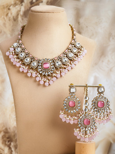 Heritage Charm Light Pink Choker Set