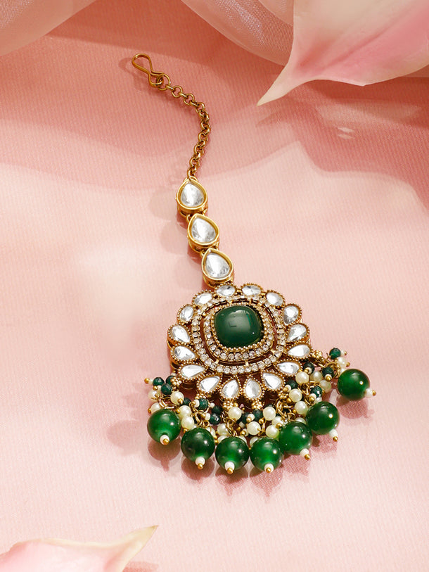 Kundan Stories in Green Necklace Set