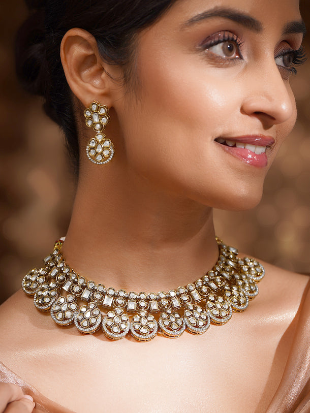 Gold Plated Circular Drop Floral Kundan Collar Necklace Set