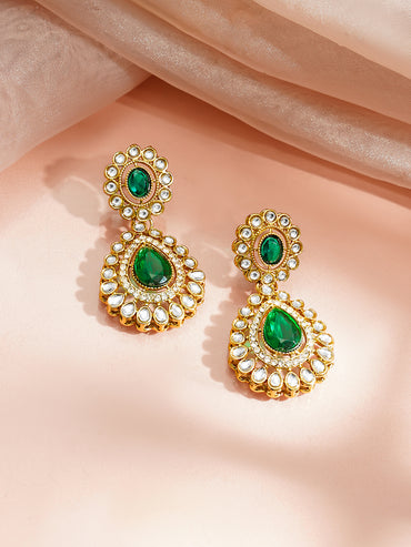 Gold Plated Pearl Beaded Emerald Green Kundan Layered Necklace Set With Maang Tikka