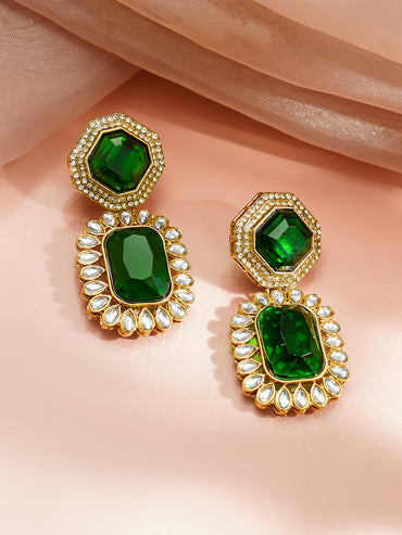 Gold Plated Dual Layered Emerald Necklace Set With Maangtikka