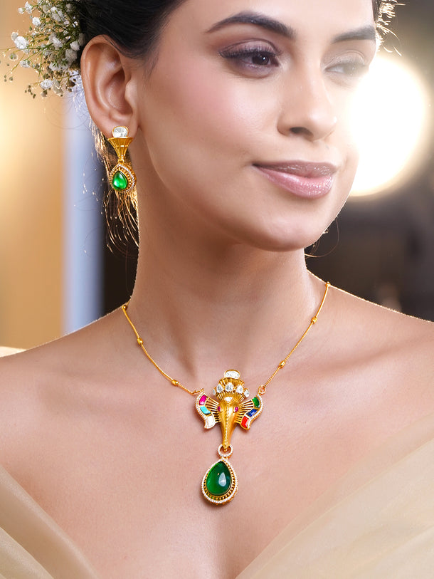 Divine Emerald Ganesha Pendant Set