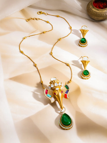 Divine Emerald Ganesha Pendant Set