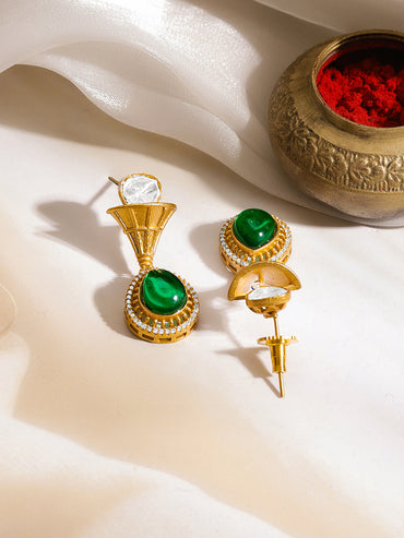 Divine Emerald Ganesha Pendant Set
