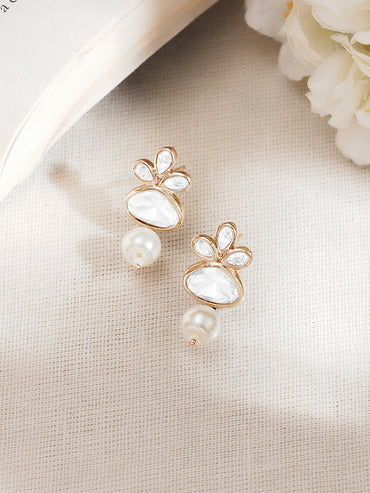 Kundan Pearl Glow Necklace Set