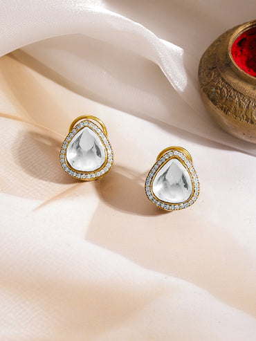 Minimal Luxury Kundan Drop Pendant Set