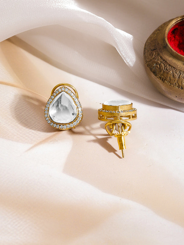 Minimal Luxury Kundan Drop Pendant Set