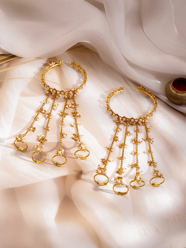 Pearl Tassel Haathphool Hand Harness Set